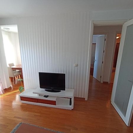 Apartment Tifani Belville Belgrad Exteriör bild