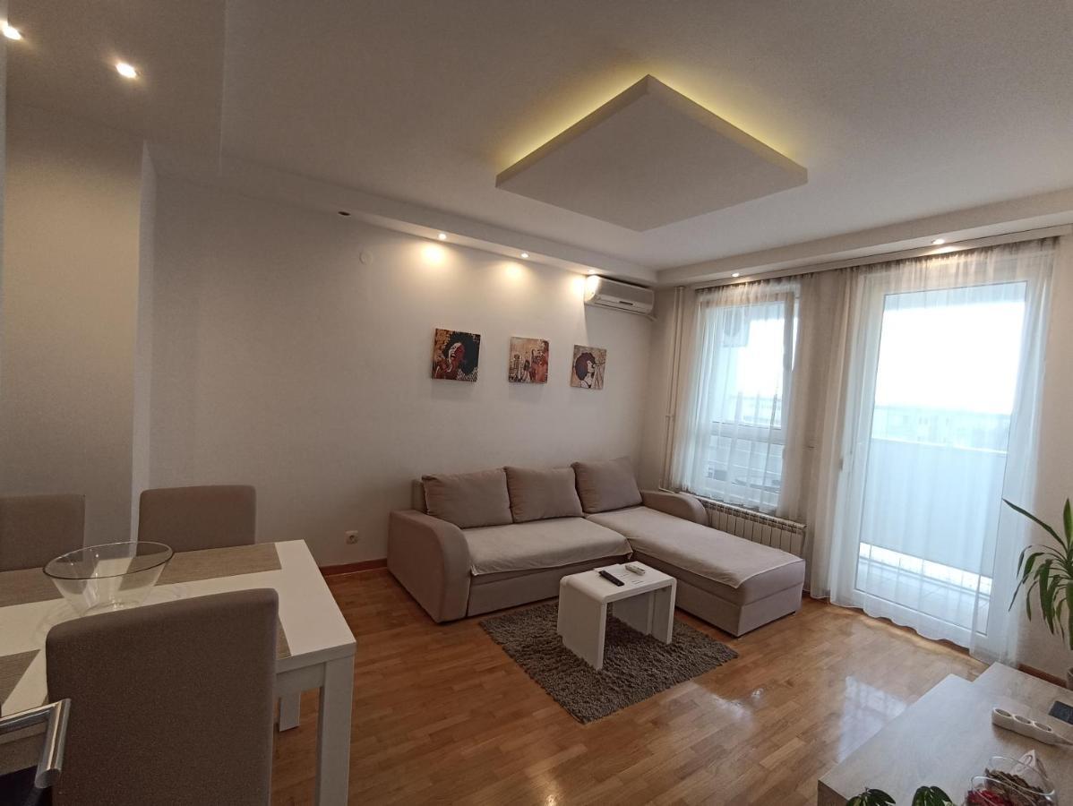 Apartment Tifani Belville Belgrad Exteriör bild