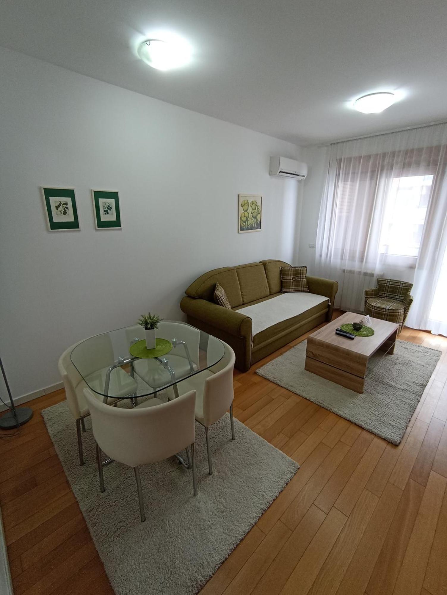 Apartment Tifani Belville Belgrad Rum bild