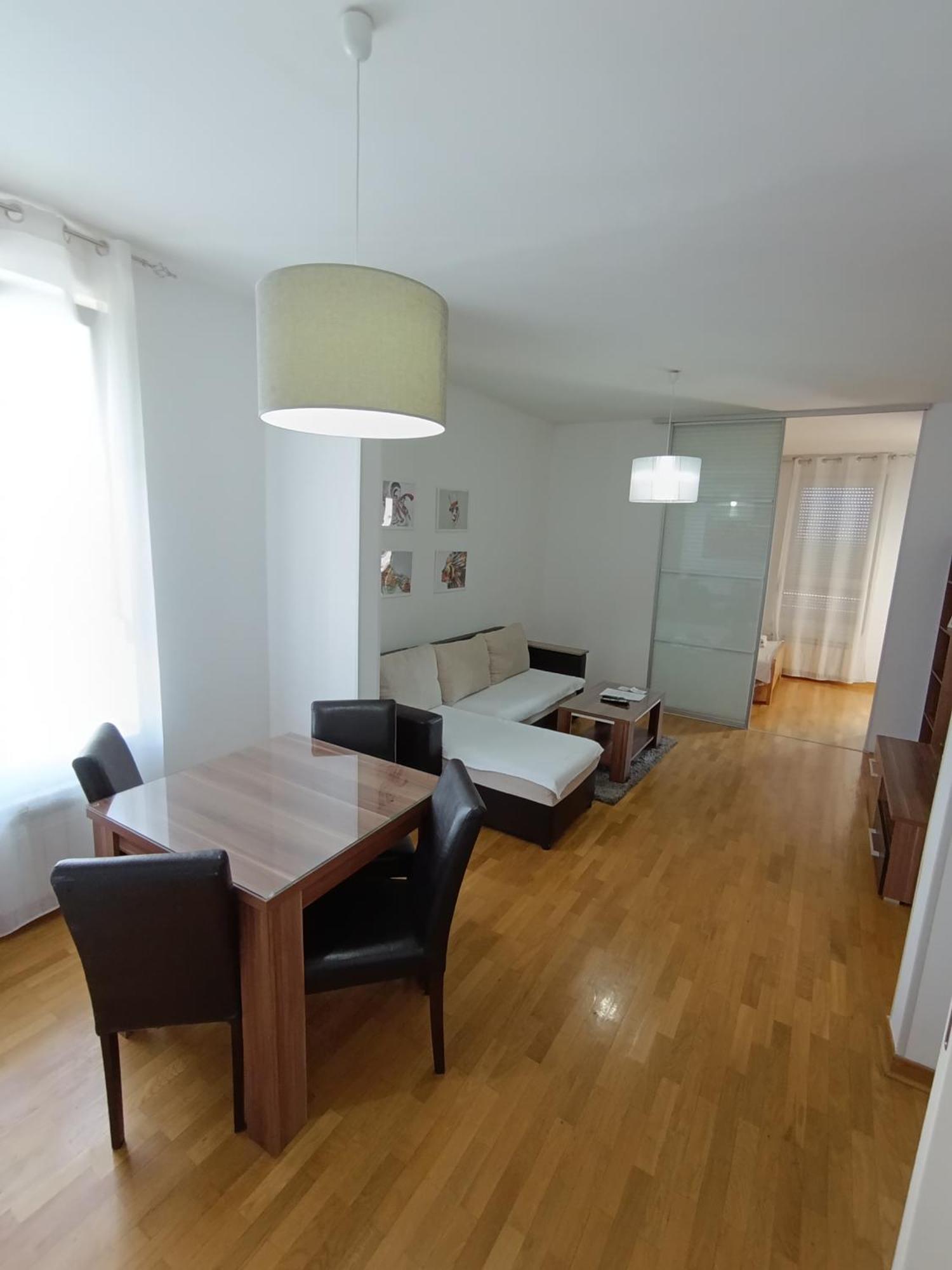Apartment Tifani Belville Belgrad Rum bild